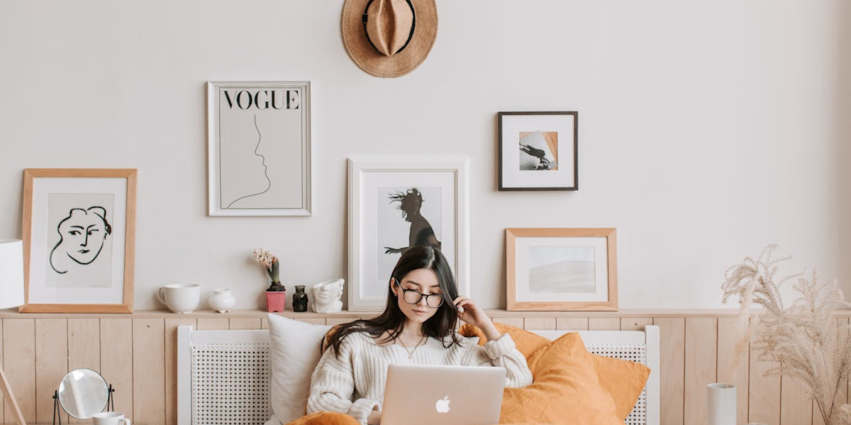 the-best-online-jobs-for-students-in-2025.jpg