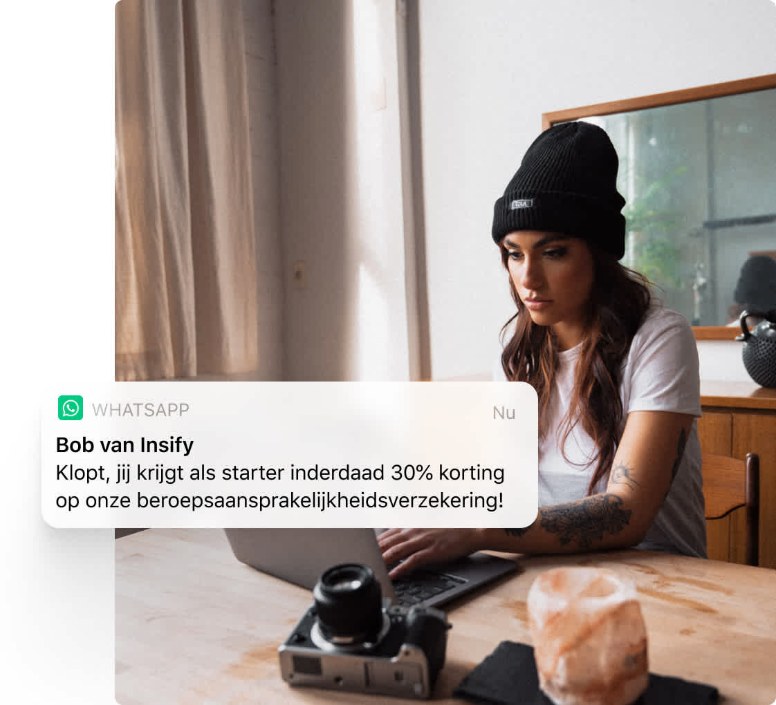 Beroepsaansprakelijkheid Landing Page : Laptop vrouw