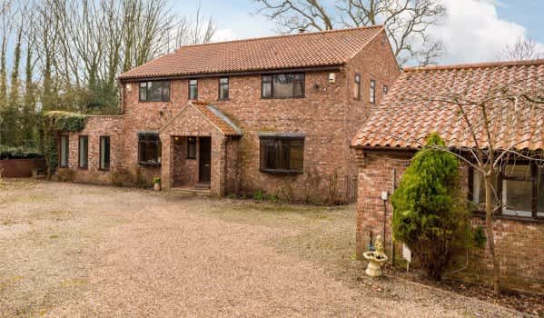 Five-bedroom detached house for sale in York for £750,000