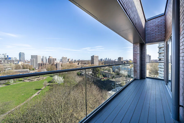The far-reaching view over London from a new-build penthouse flat in Battersea