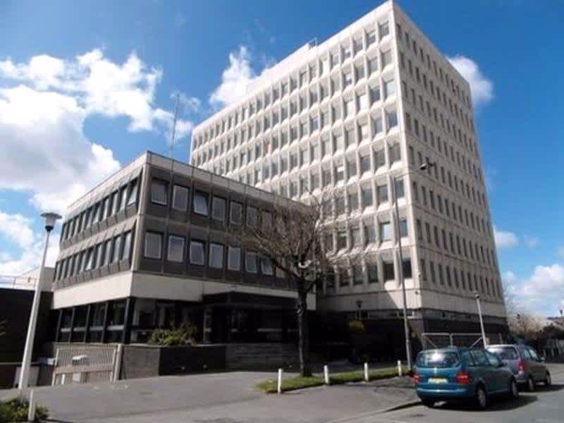 One-bed flat, Bradford, £9,000 - exterior