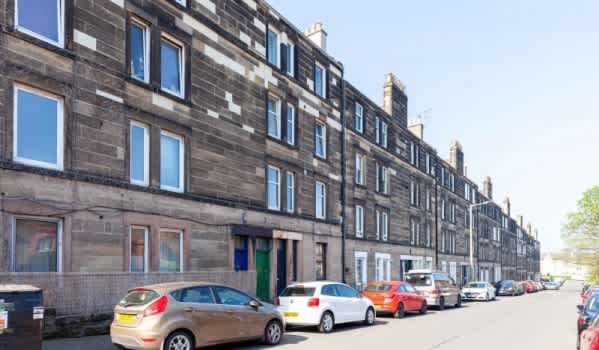 1 bed flat to rent for £825pcm
