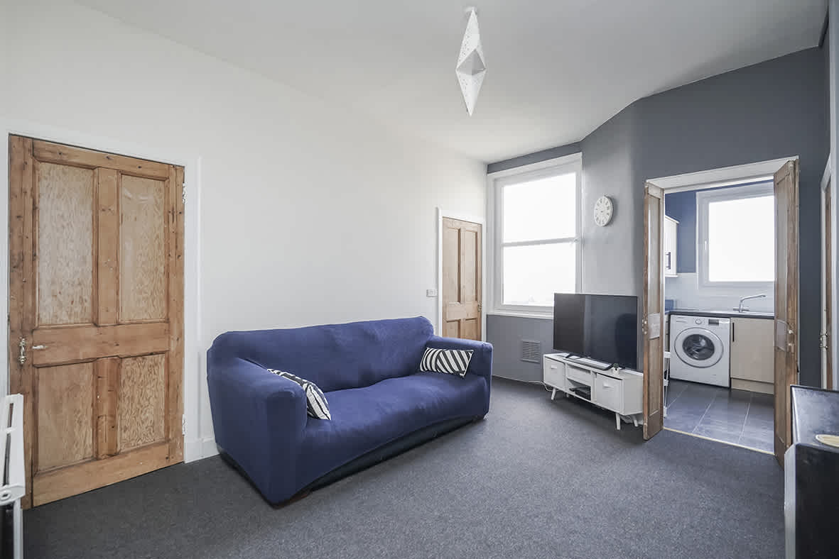 Three-bed flat, Leith Links, Edinburgh, £245,000 - interior