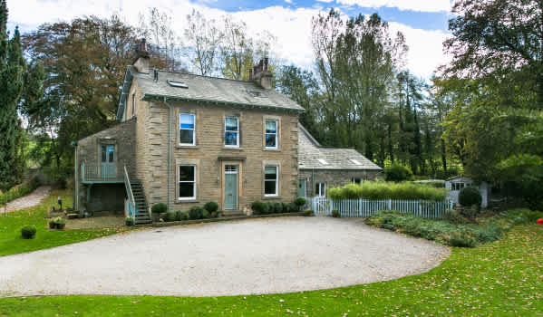 Six-bedroom link-detached house in Lancaster for £750,000