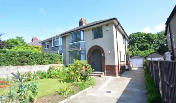 Three-bedroom semi-detached house in Lancaster for £230,000