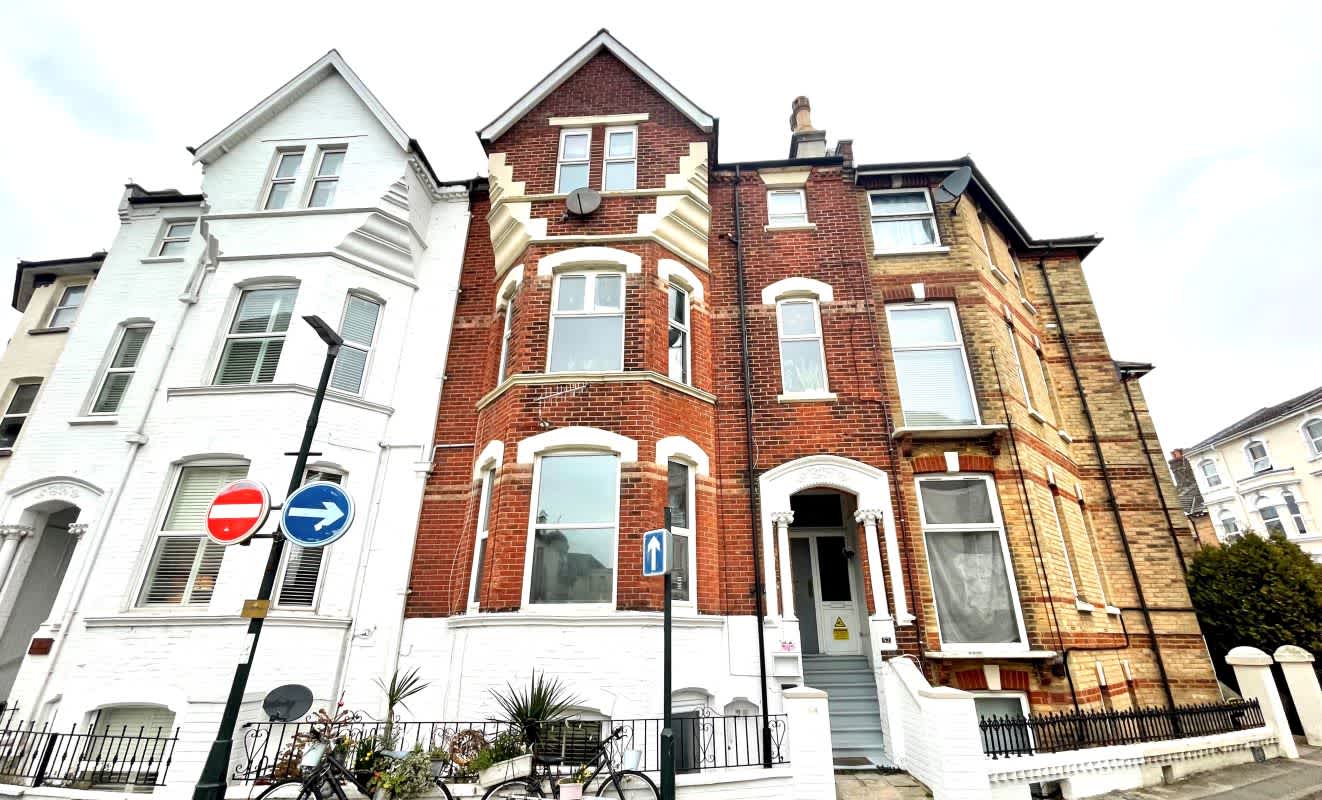 Block of flats, Dorset, £5,000