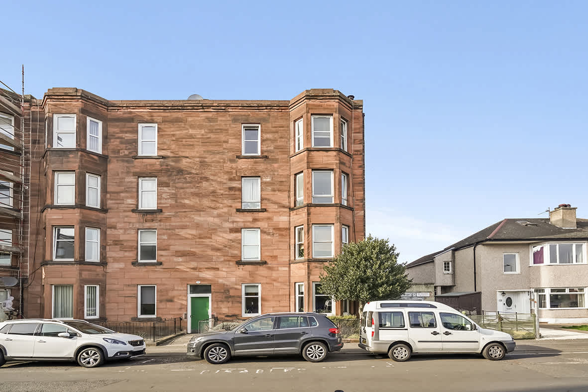 Three-bed flat, Leith Links, Edinburgh, £245,000 - exterior