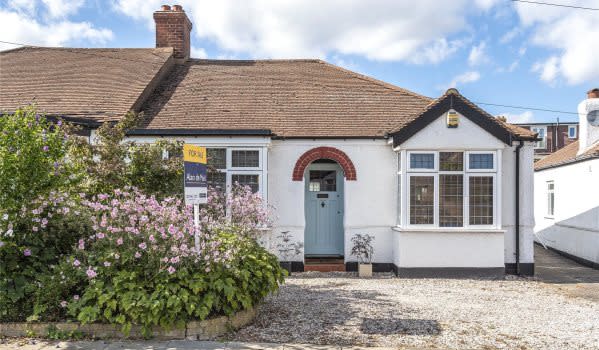 Bungalow in New Eltham