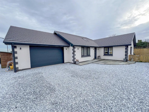 Four-bed detached bungalow, Berwick-upon-Tweed, £485,000