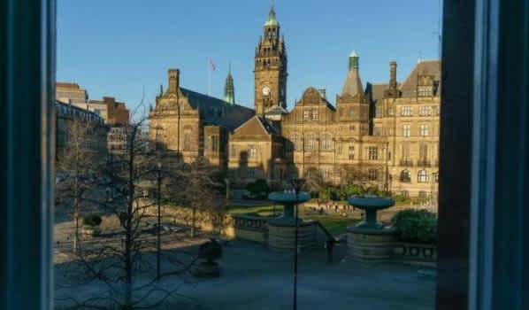 Two bedroom flat to rent for £995pcm in Sheffield city centre