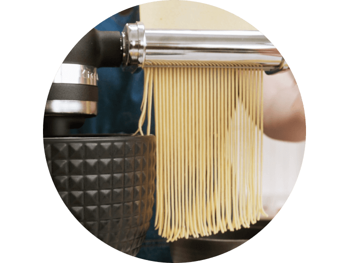 column-content-wrapper monochrome mixers attachments-circle