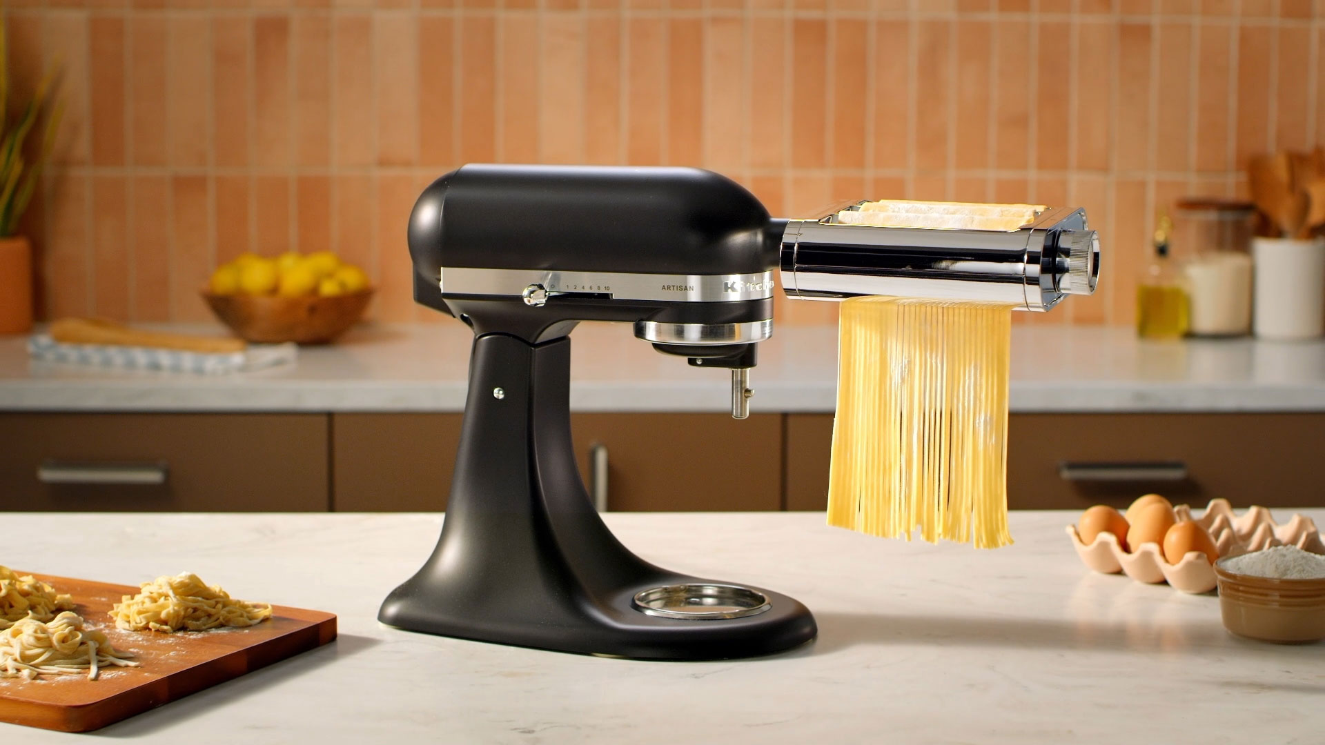 video-placeholder 3-in-1-metal-pasta-attachment-KSM3MPA