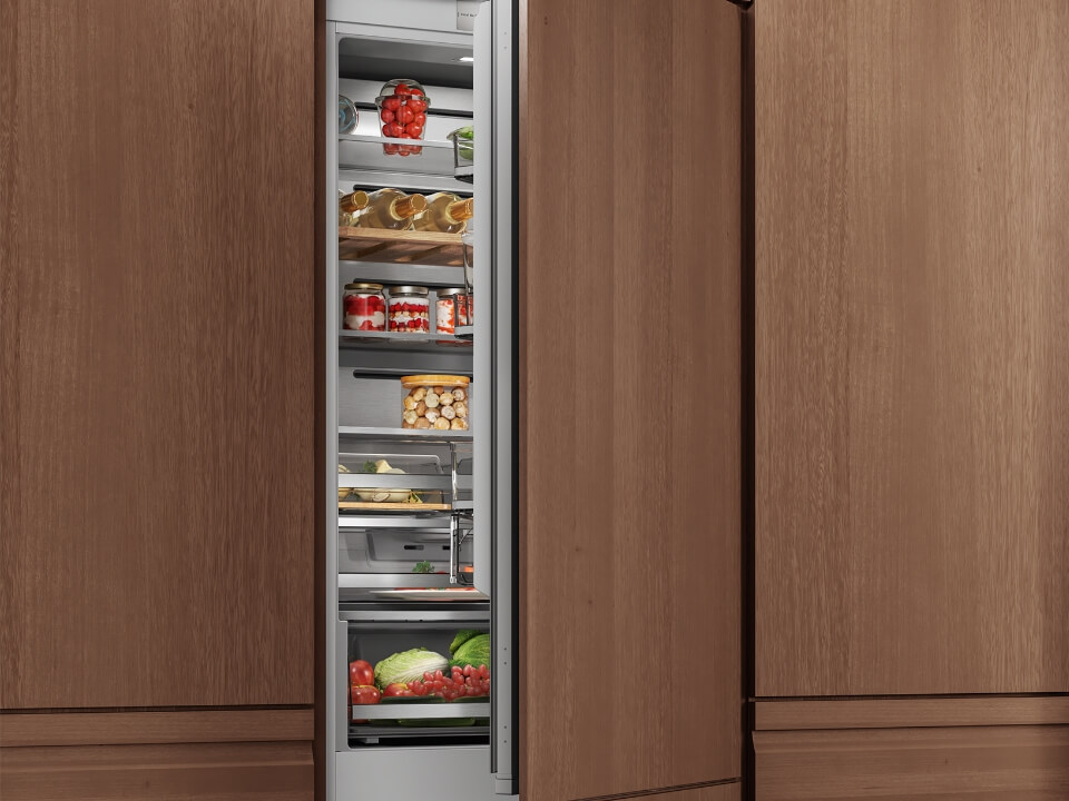 photo-left-right-large-appliance-refrigerator-push-to-open