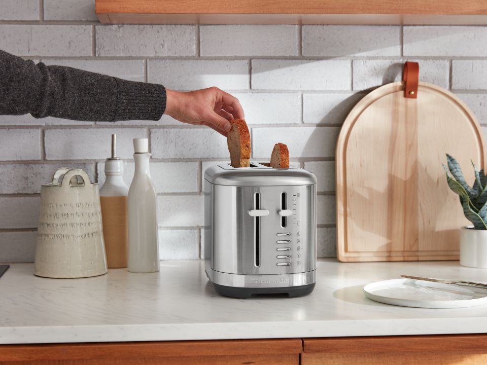Toaster-2-slice-5KMT2109-stainless-steel-on-countertop