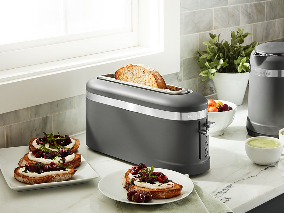 grey-toaster-long-slot-and-kettle-with-bread