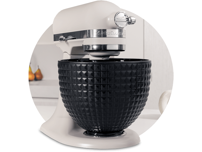 column-content-wrapper monochrome milkshake-circle