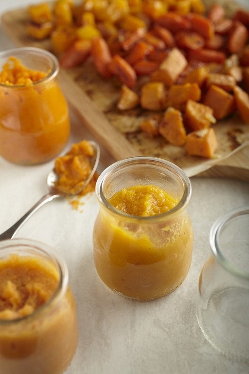 baby-food-butternut-puree-in-pot