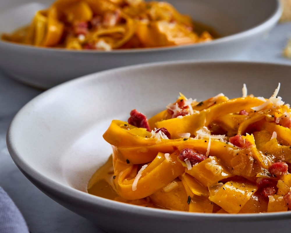 Pasta-carbonara-lunch