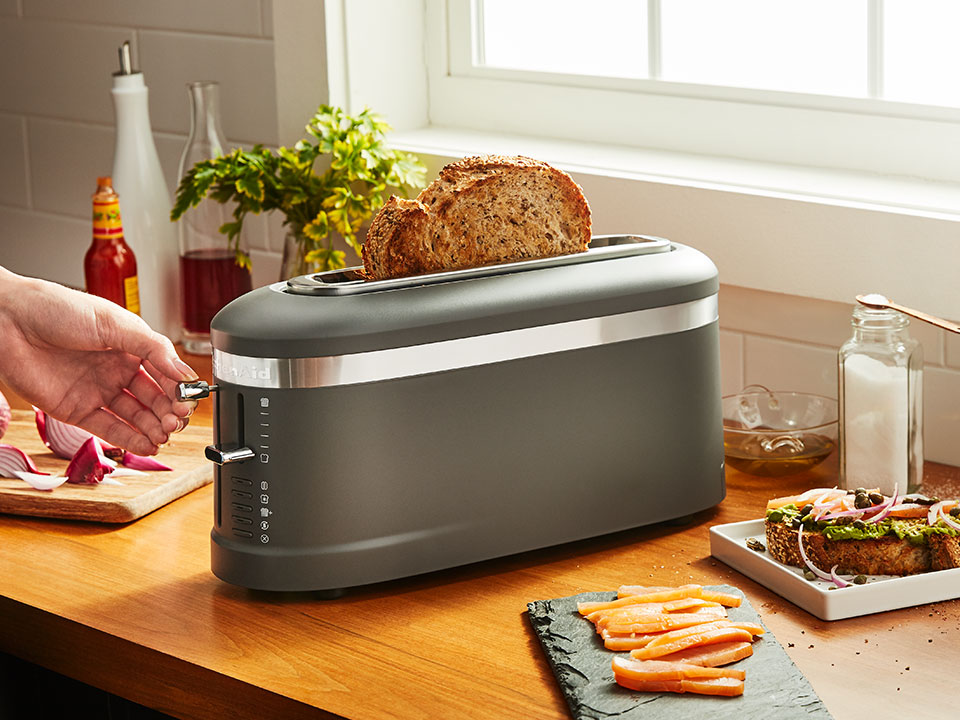 silver-long-slot-toaster-with-gluten-free-bread