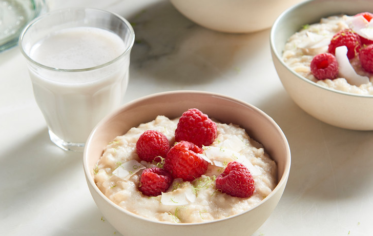 3a3877b464ca-cooked-rice-milk-bowl-with-raspberries