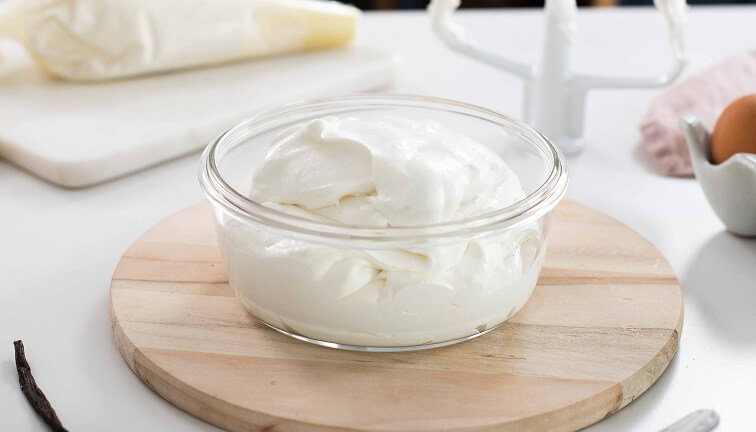 17-Italian-meringue-buttercream