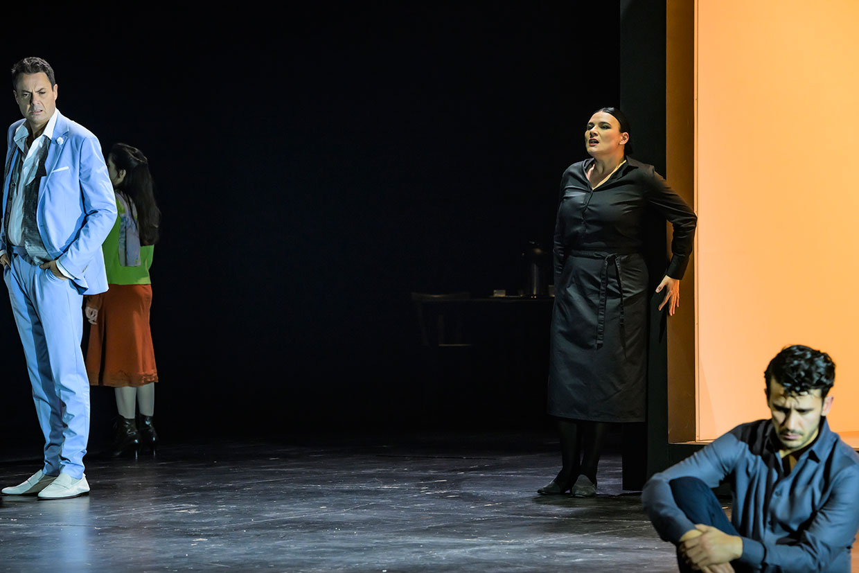 08 Innocence148 08 Innocence148