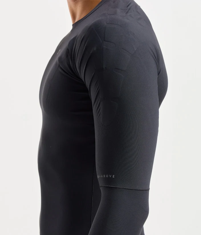 R02-mens-short-sleeve-top-black-3