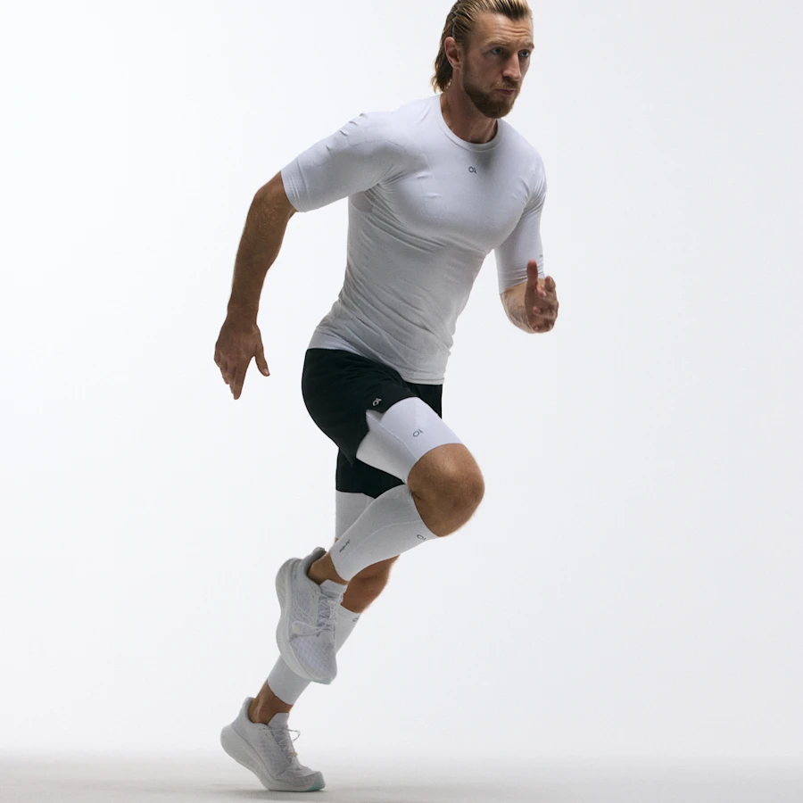 251020 Over+Above KM S05 1176