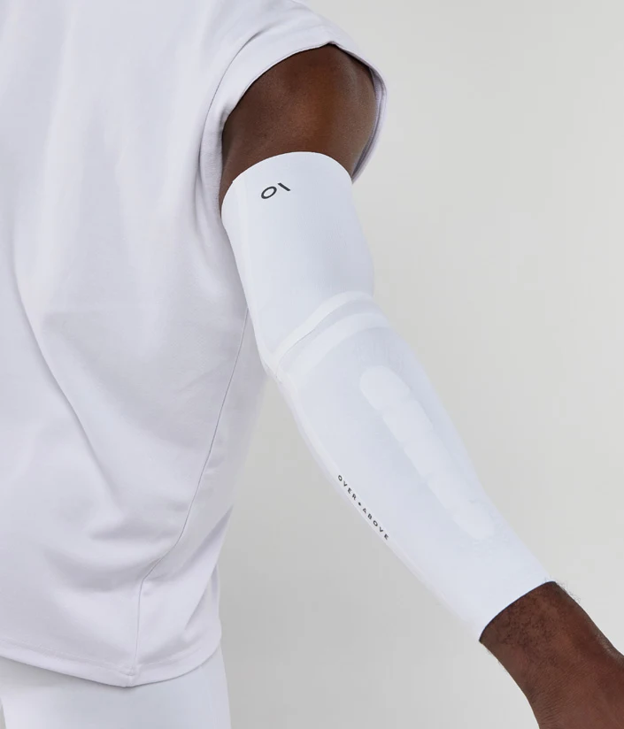 R08-mens-racquet-sleeve-white-5