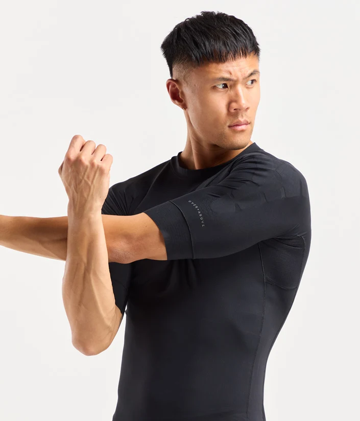 R01-mens-short-sleeve-top-black-1