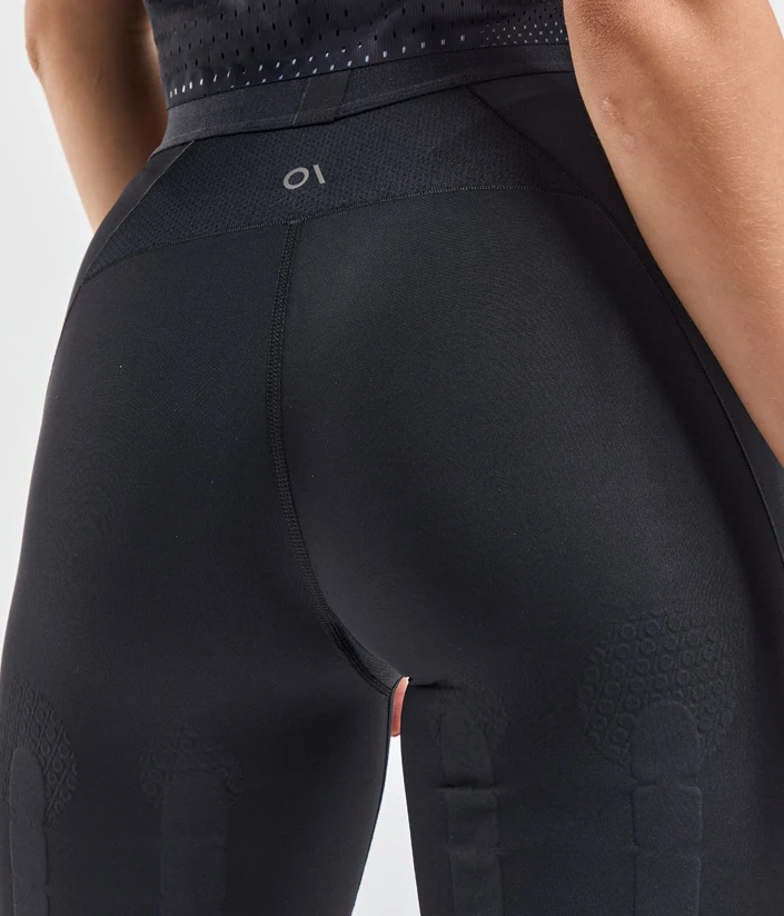 R13-womens-half-tights-mid-rise-black-4