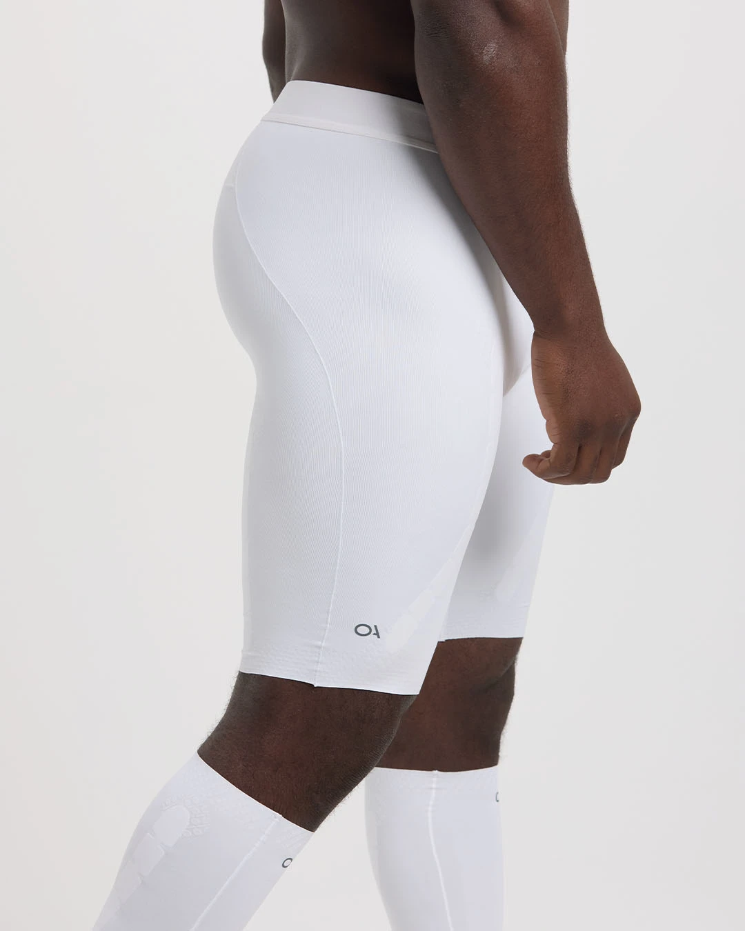oa-ecom-ProPrioPerformanceHalfTight-white-zoom-03