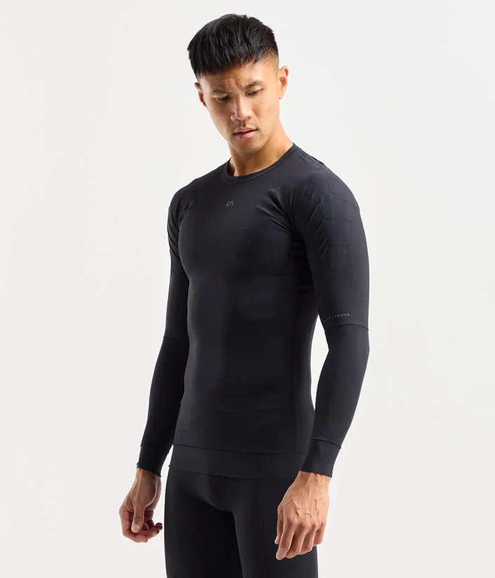 R02-mens-short-sleeve-top-black-1