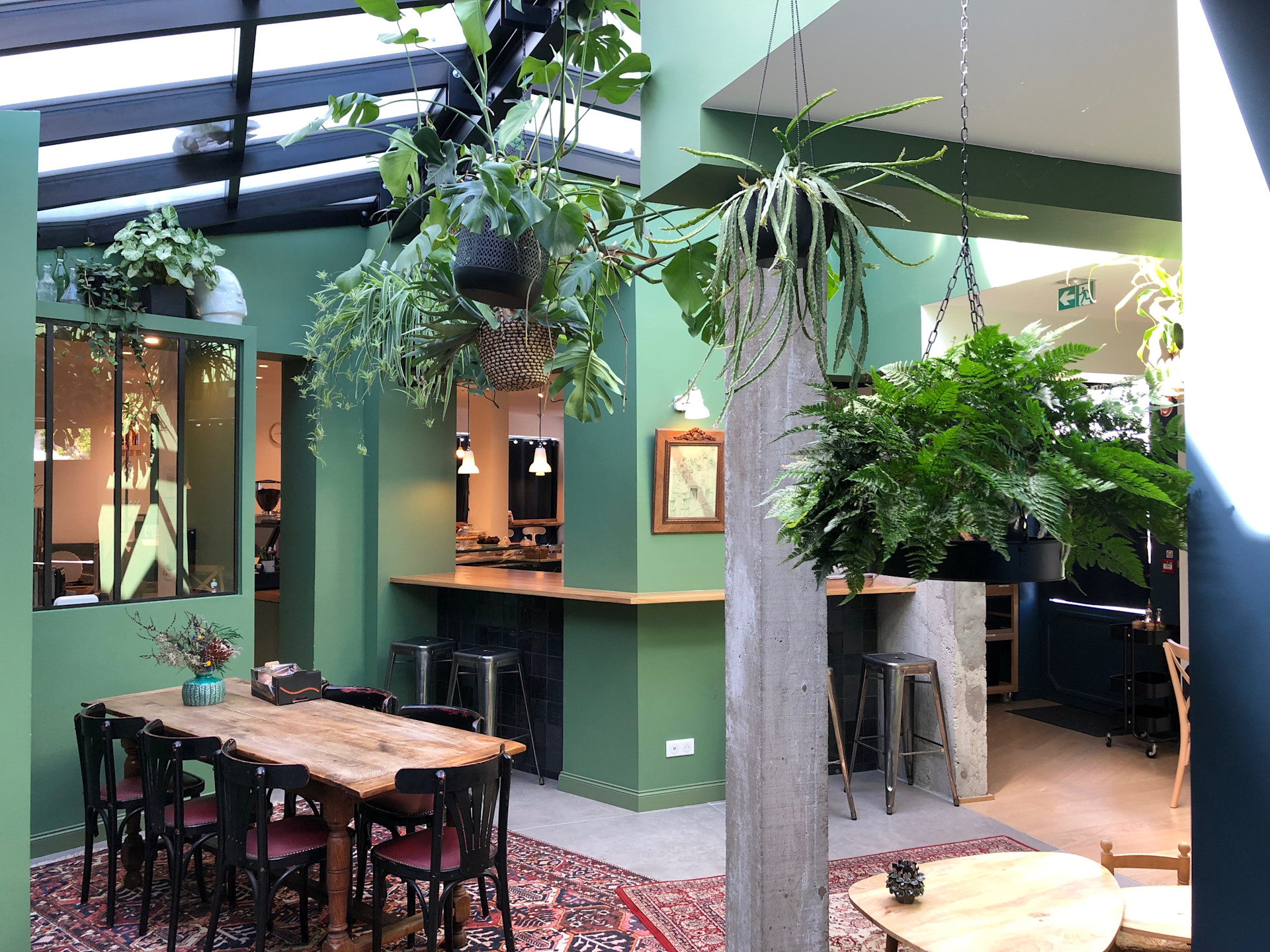 On s’y rencontre, on s’y retrouve, on y travaille On s’y rencontre, on s’y retrouve, on y travaille