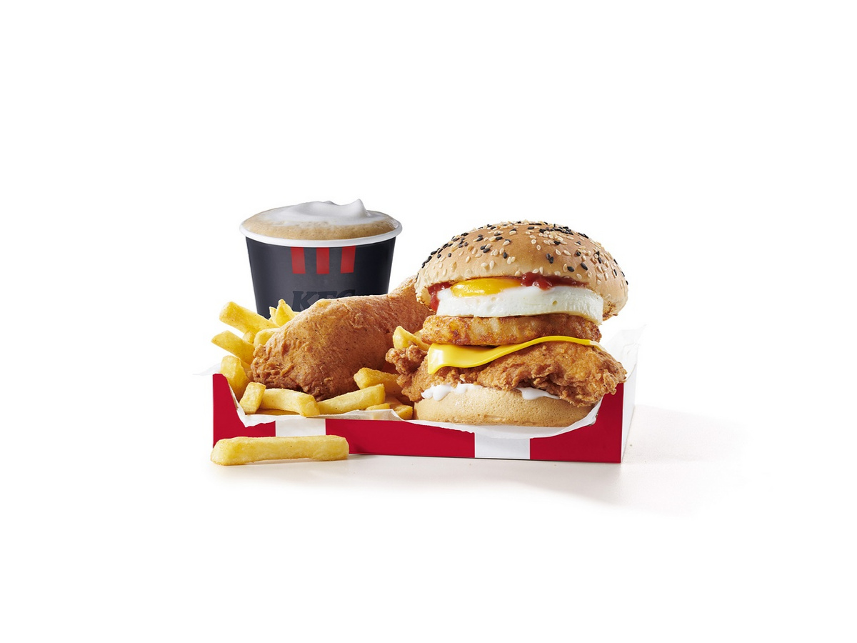 Delux Brekkie Box Breakfast KFC Menu