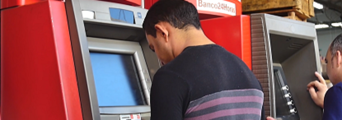 como fazer transferência no caixa eletrônico