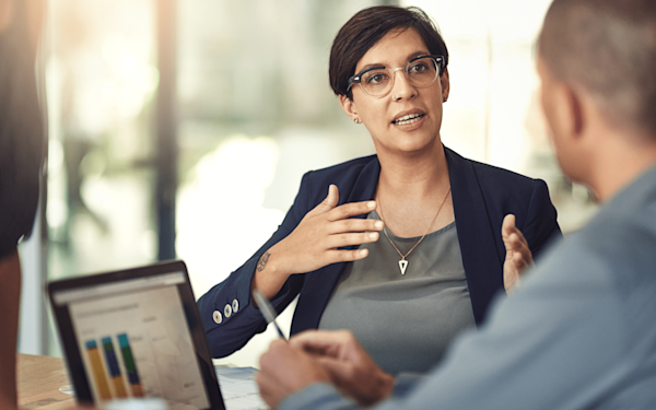 Enterprise Business Intelligence: A Guide to Strategy, Adoption, and Impact