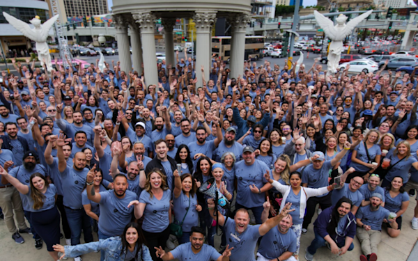 Building Bonds Beyond Borders: Viva La Retreat