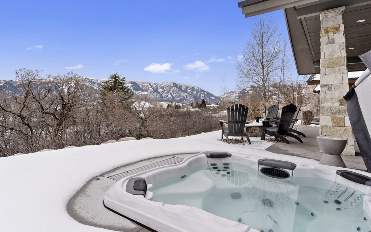 Mountain Luxury Lodging (Lakeside Resort Properties) | Photo Gallery | 0 - Welcome to your vacation home paradise!