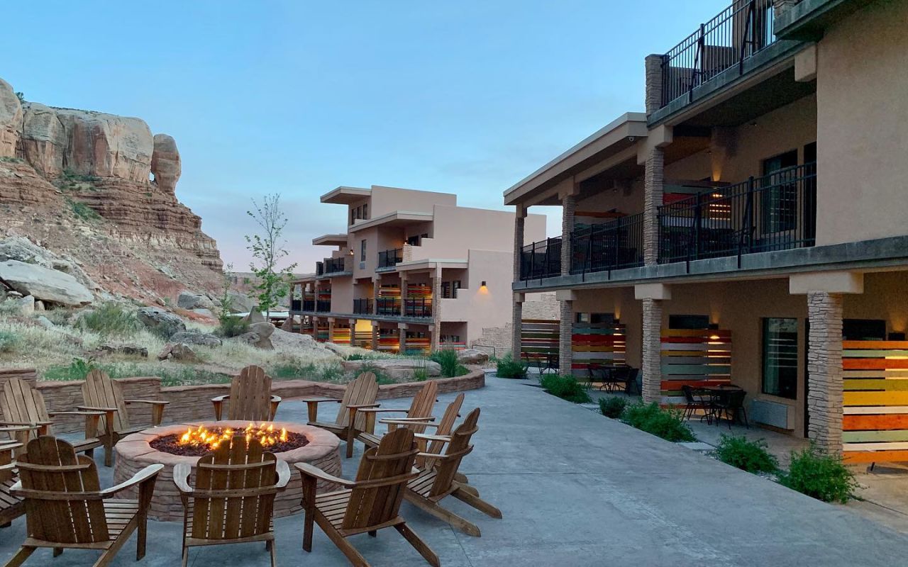 Bluff Dwellings Resort & Spa | Photo Gallery | 1 - Relax & Unwind Nestled in the red rock cliffs of our canyon, Bluff Dwellings is the perfect place to unwind, explore, and disconnect.