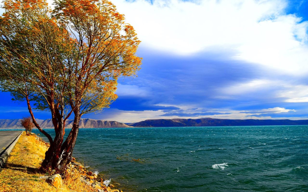 Moab Weather | Photo Gallery | 1 - View of Bear Lake in Northern Utah