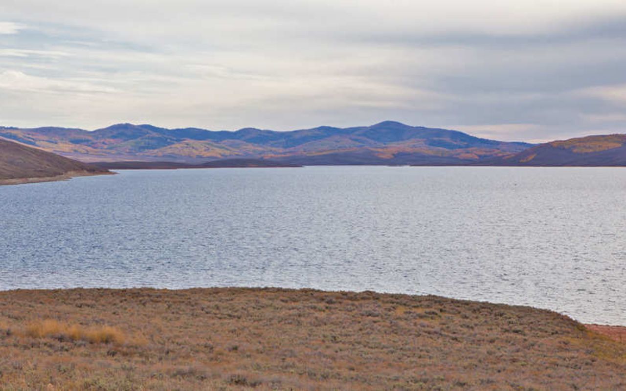 Strawberry Reservoir Boating | Photo Gallery | 0 - Strawberry Reservoir Boating