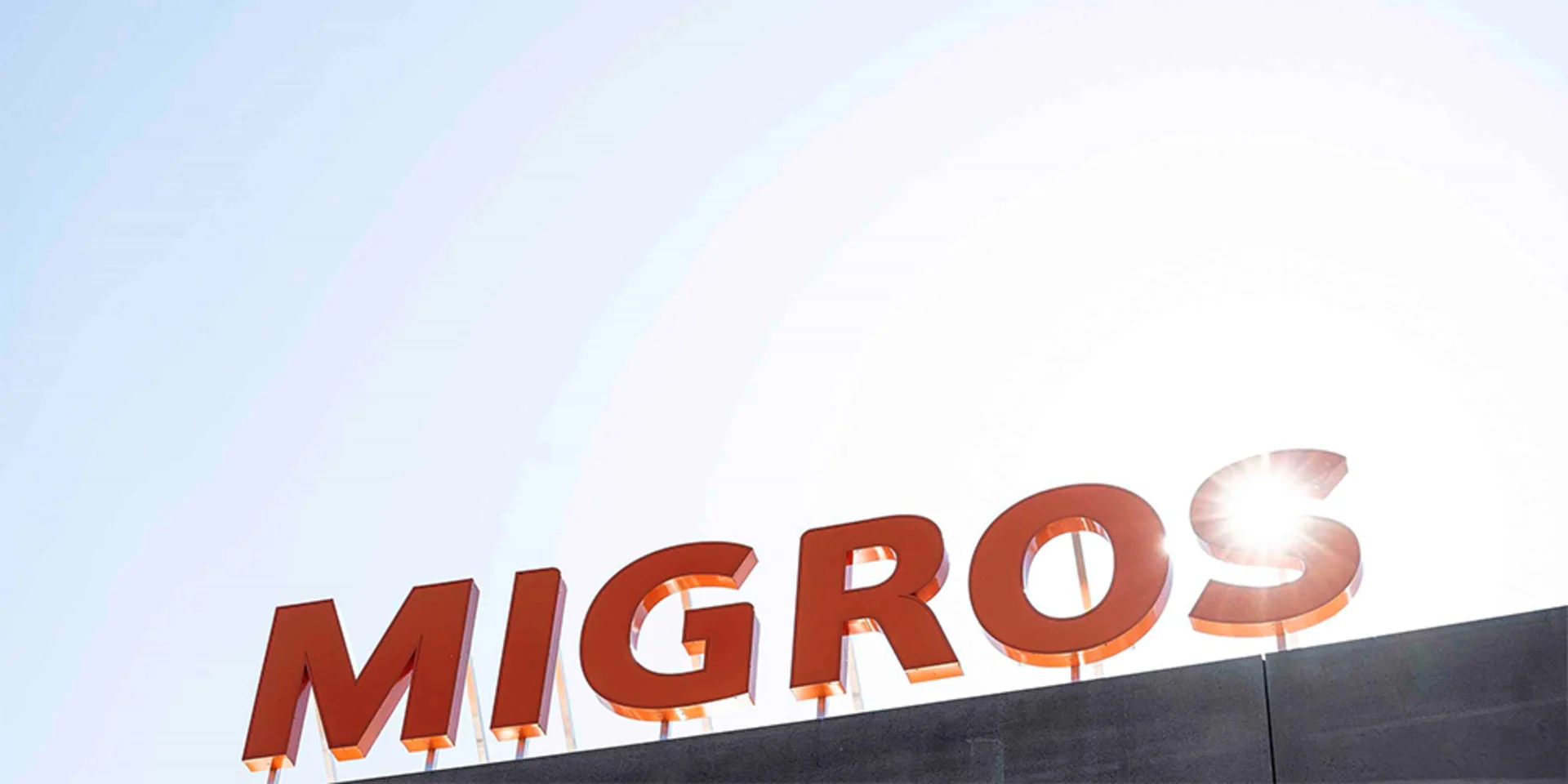 Migros Schriftzug (2)