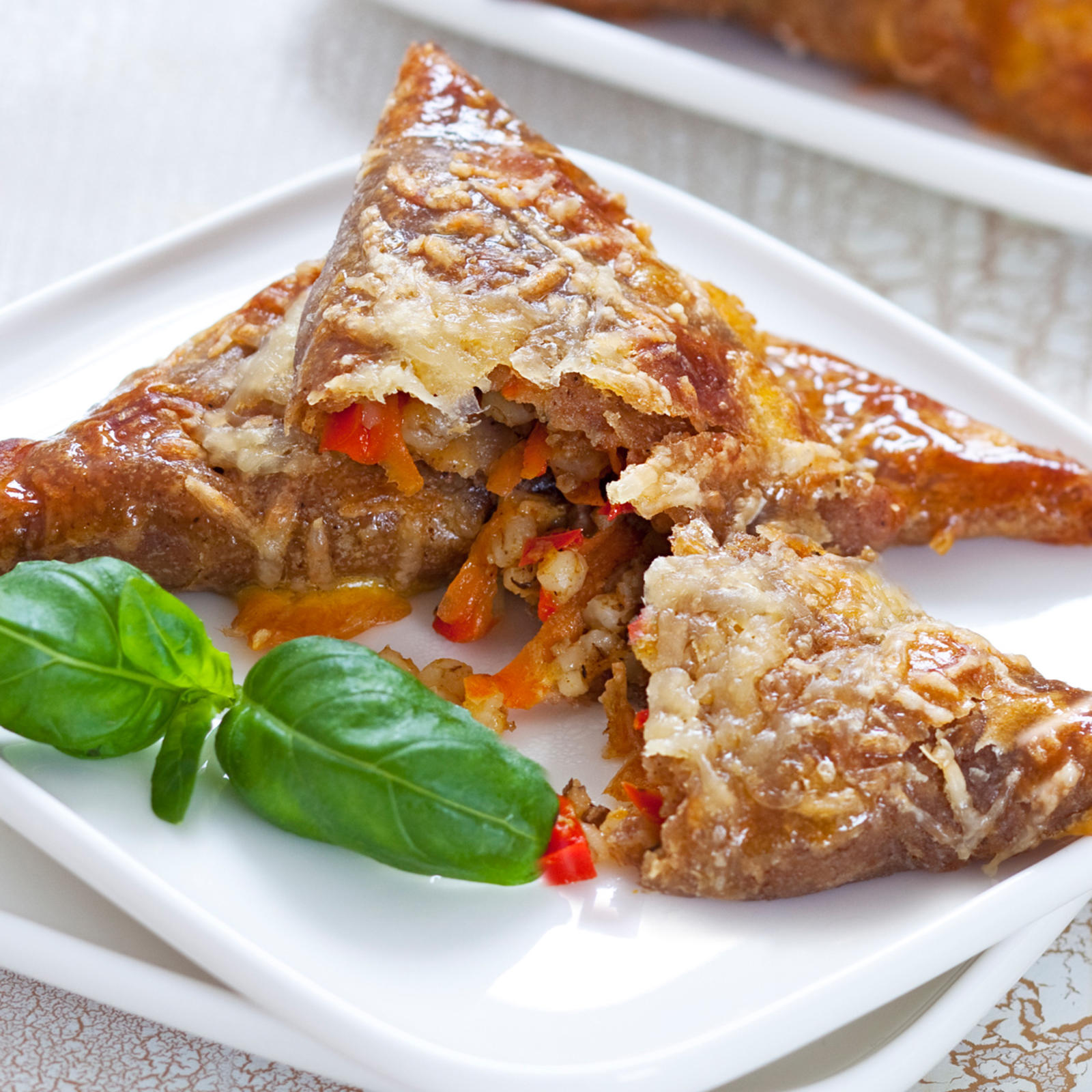 Rukiiset ohra-jauhelihapasteijat