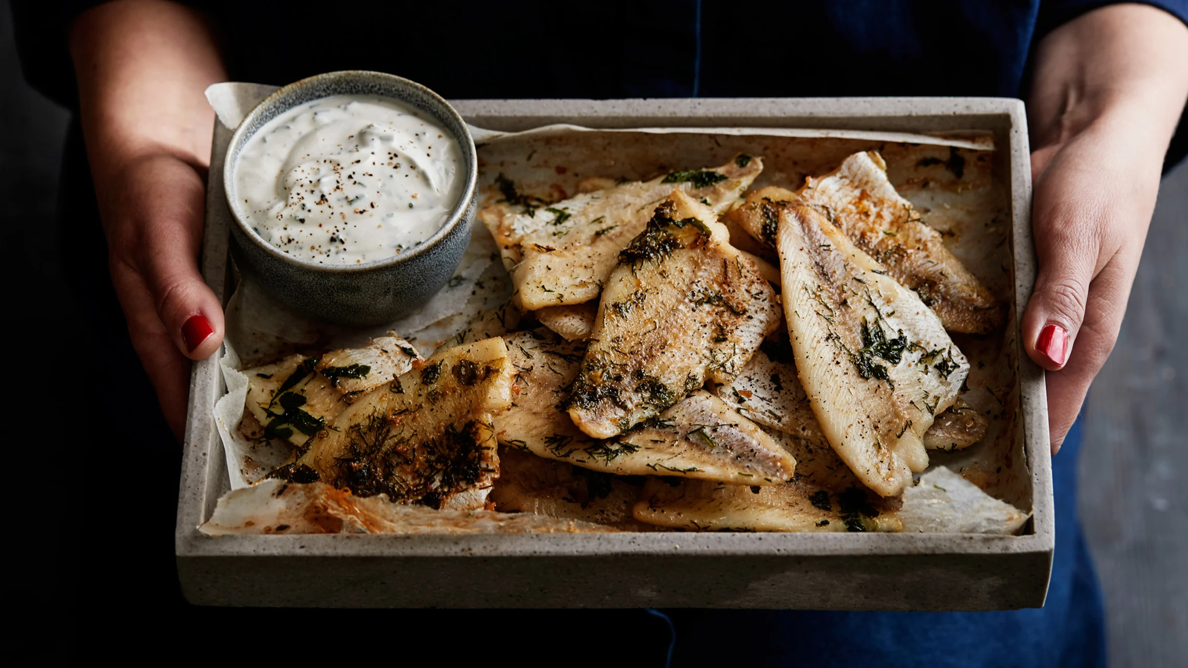 Valkosipuli-yrttiahvenet