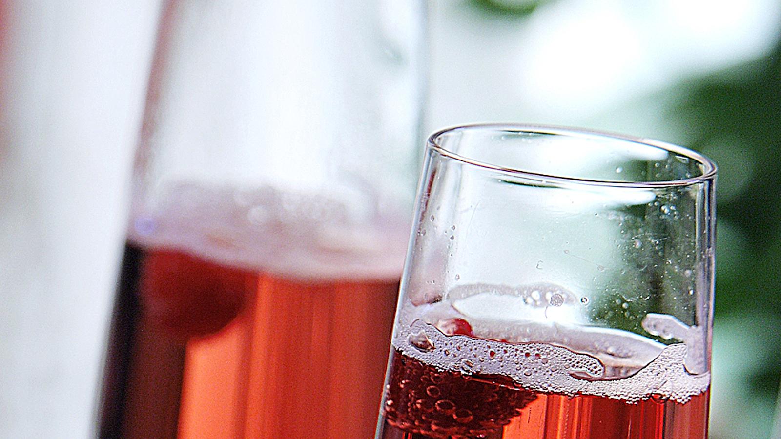 Alkoholiton vadelmakuohu