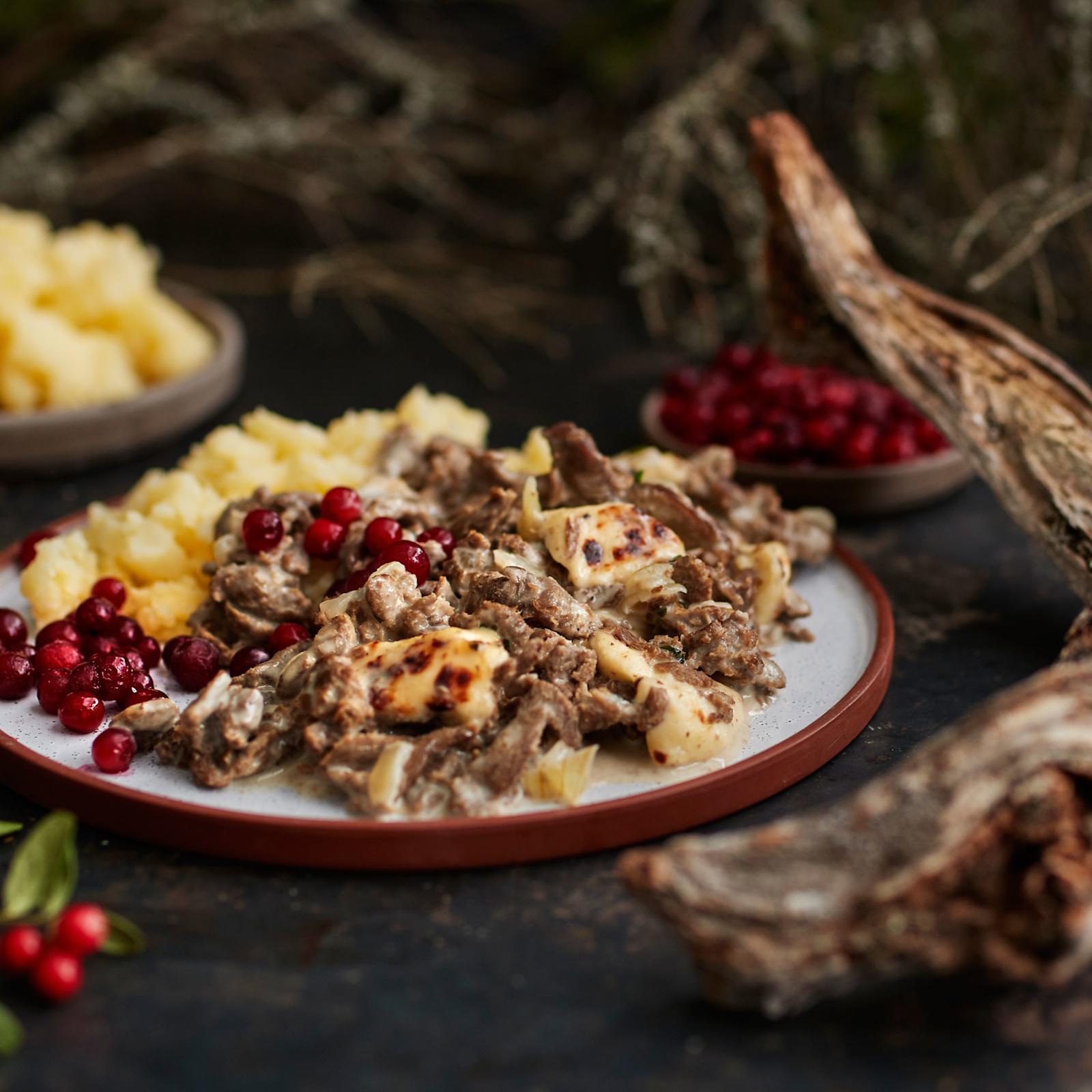 Kermainen poro-leipäjuustokäristys