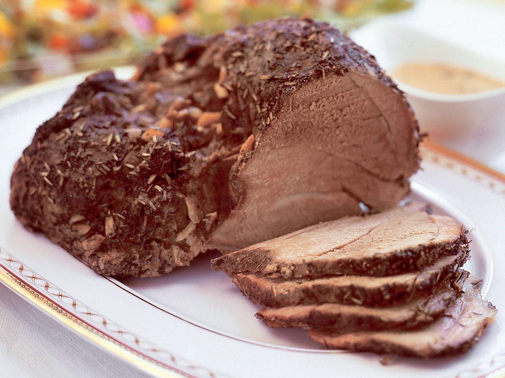 Lammaspaisti ja yrttikastike