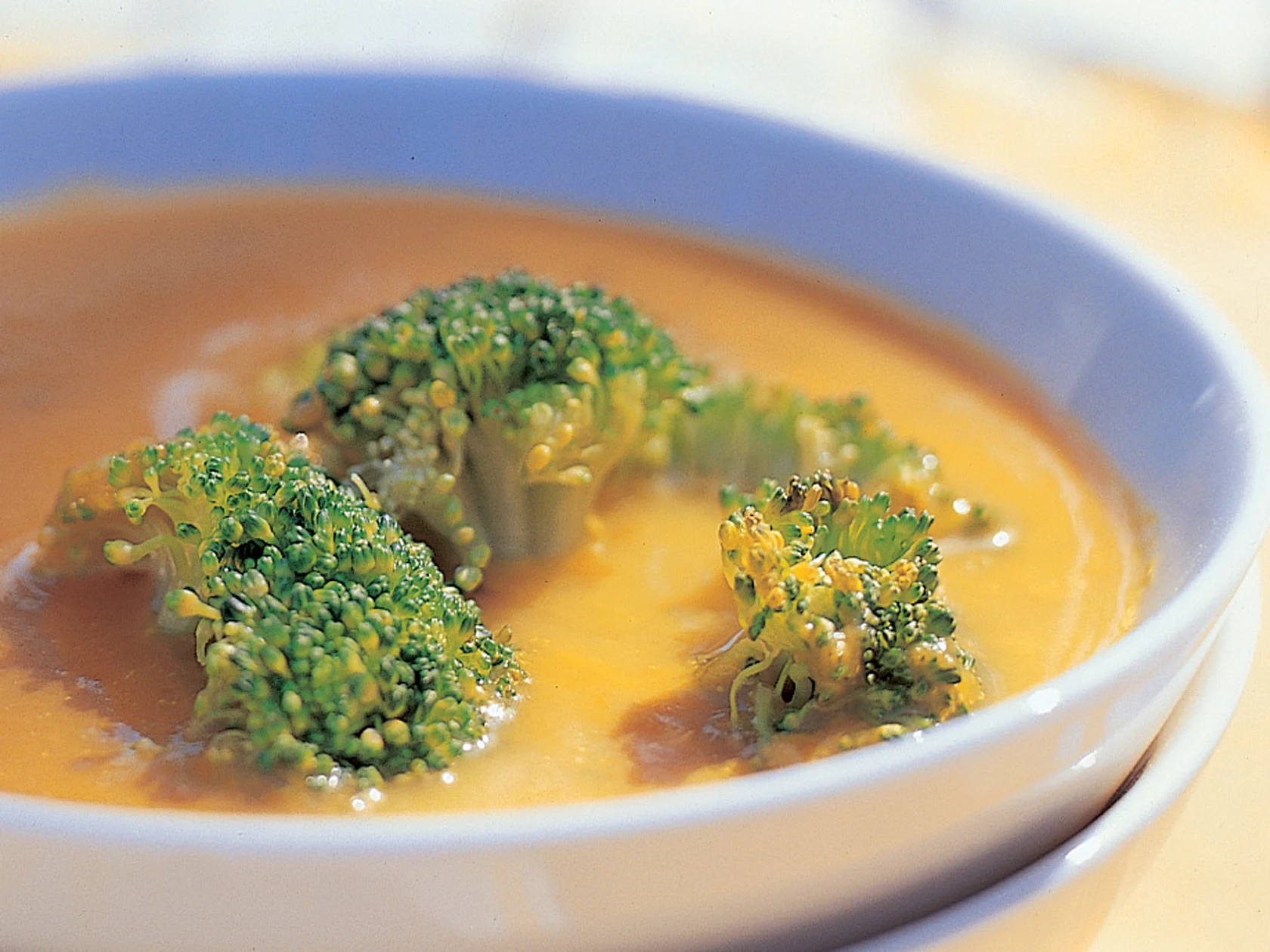 Parsakaali-porkkanakeitto