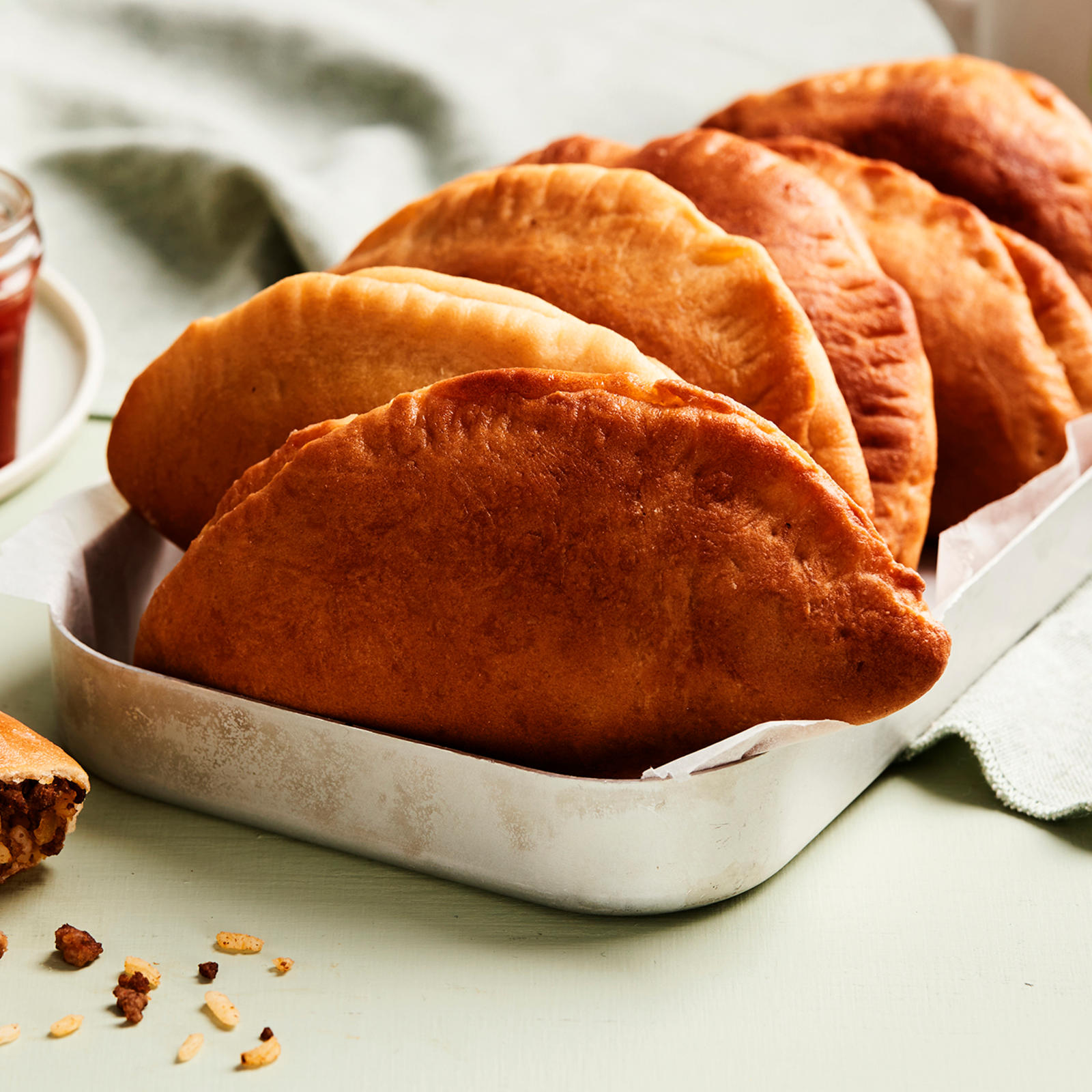 Lihapiirakat uunissa